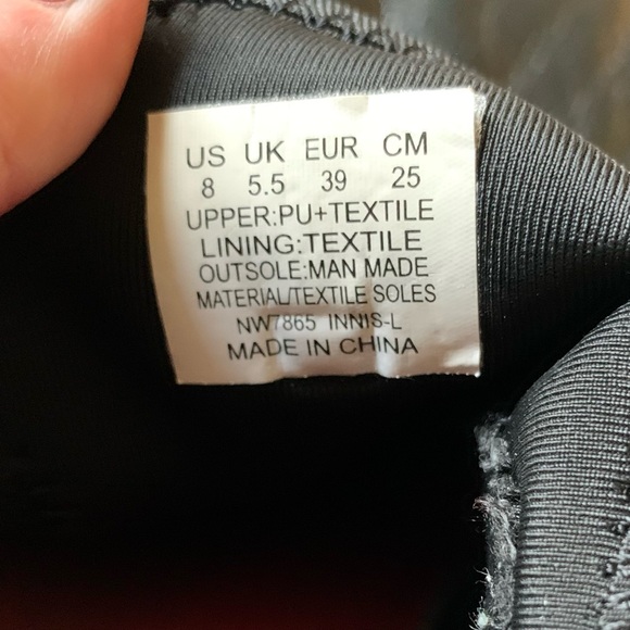 US POLO ASSN Sneakers | Black | Size 8 | Free with Purchase - Picture 5 of 8